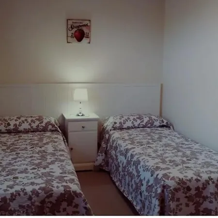 Casa El Campo Mateo - Ideal 4 Pax, Wifi, Parking Vakantiehuis Peruyes