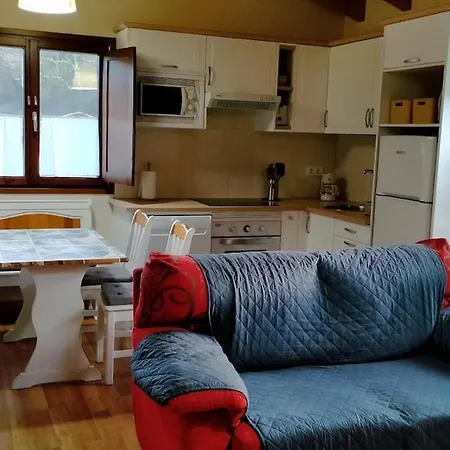 Casa El Campo Mateo - Ideal 4 Pax, Wifi, Parking * Peruyes