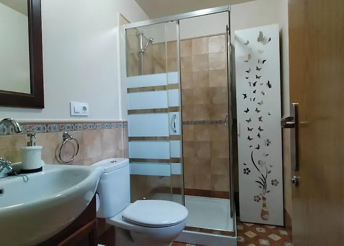 Casa El Campo Mateo - Ideal 4 Pax, Wifi, Parking Peruyes