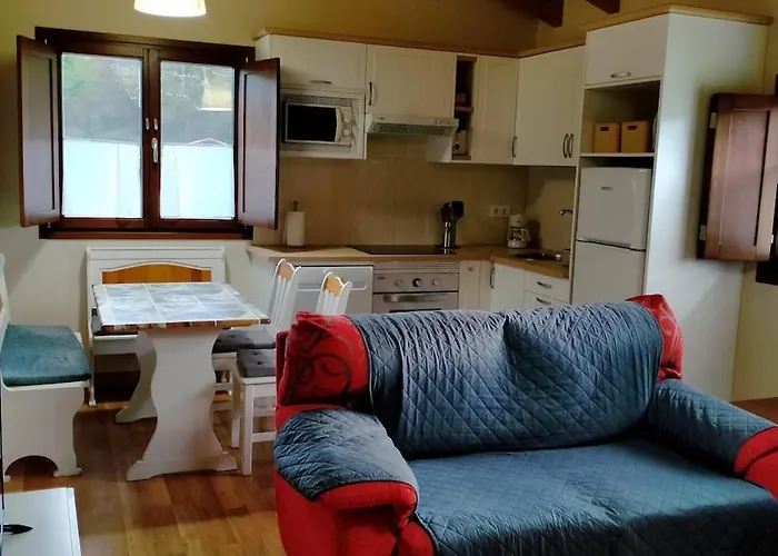 Casa El Campo Mateo - Ideal 4 Pax, Wifi, Parking * Peruyes